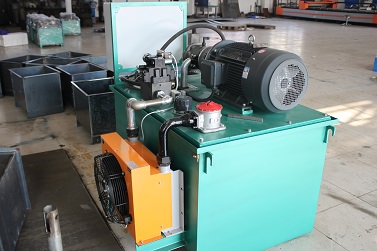 煉(liàn)鋼生産液壓(ya)站